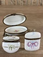 Ancienne porcelaine de Limoges 3 boîtes peintes - Miniature 4