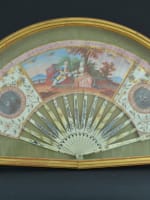 Ancien éventail décor peint scène galante cadre bois doré Louis XVI XVIIIe - Miniature 1