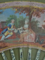 Ancien éventail décor peint scène galante cadre bois doré Louis XVI XVIIIe - Miniature 11