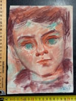 Ancien pastel sur papier, XXe signé Matilda Ulmu 1969 portrait enfant Judaïca - Miniature 6