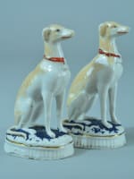 Ancienne paire de statuettes en porcelaine figurine chiens à l'arrêt Porzellan - Miniature 5