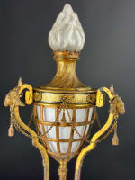 Ancienne grande lampe pétrole bronze Louis XVI béliers chaine parfum athénienne - Miniature 8