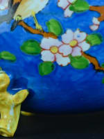 Ancienne petite jardinière sur pieds porcelaine oiseaux cerisiers Japonisme - Miniature 5