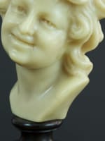 Ancien buste tête d'enfant rieur Jean Baptiste Carpeaux cire XIXe socle - Miniature 8