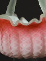 Ancien panier pâte de verre framboise art déco réticulé anse aumônière glass - Miniature 9