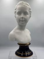 Buste ancien porcelaine Limoges Camille Tharaud portrait jeune fille Houdon 40 cm - Miniature 9