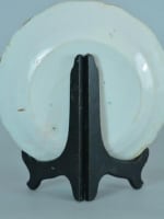 Ancienne assiette en faïence de Nevers 18ème grand vase bouquet fleuris tertre - Miniature 4