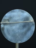 Ancienne broche Art Déco en bronze argenté fleurs signée GV bijou ancien - Miniature 7