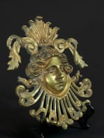 Grand bronze ancien parement XIXe décor Bérain masque femme mascaron signé XIXe - Miniature 8