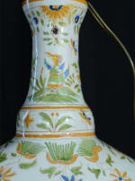 Grand vase ancien forme gourde manufacture Samson personnage grotesque - Miniature 5