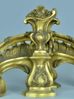 Ancien chenet feu Louis XV rocaille vase bronze doré antique fire dogs Germain - Miniature 3