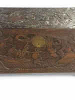 Ancien coffre camphrier en bois sculpté Asie Chine joute jonque paysage 1900 - Miniature 5