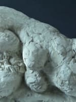 Ancienne statue sculpture en plâtre atelier étude nu féminin allongé maternité - Miniature 6