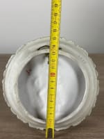 Ravissant biscuit de porcelaine couple départ pour la pêche marin tondo Breton - Miniature 5