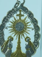 Antique bronze religious medal pendant Guardian angel of the Most Holy Sacrament - Miniature 3