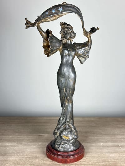 Ancienne lampe art nouveau femme Stella métal opalescent étoile Loïe Fuller 1900