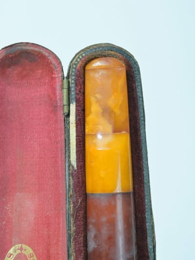 Ancien fume cigarette de grand format lot de tabac pipes Michel Versailles 12,5c