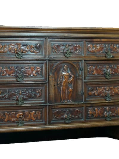 Ancien meuble cabinet de voyage Renaissance mémento mori Italie bois sculpté