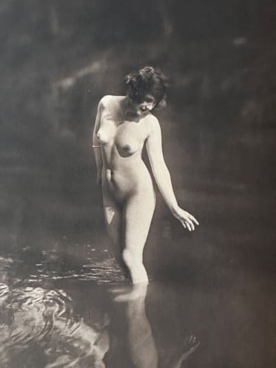 Ancienne photo portrait de femme nue baigneuse reflet eau J. Mandel art déco