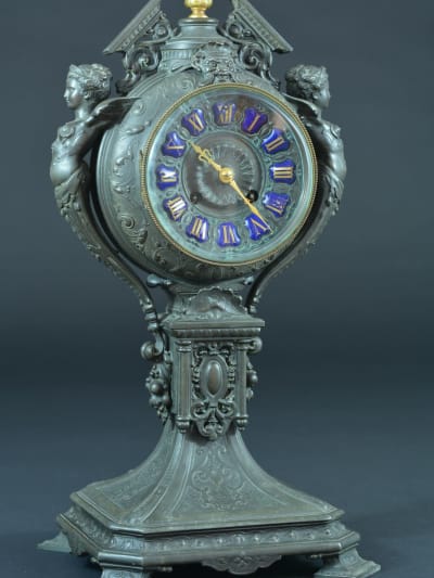 Ancienne pendule aux shinges satyre Bérain patine bronze clock Blot et Drouard