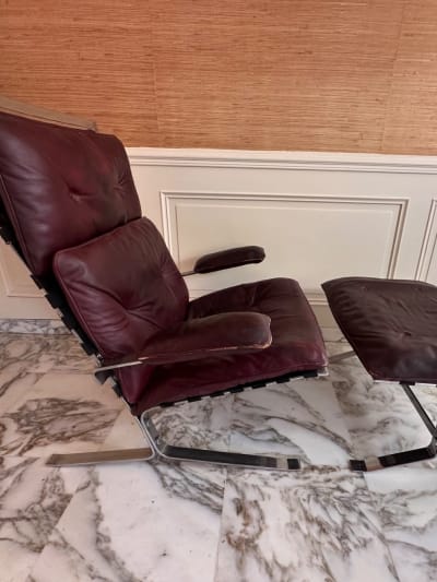 Grand fauteuil moderne Olivier Mourgue Airborne 1960 design vintage cuir rouge