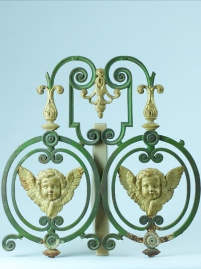 Ancien parement de chapelle anges aux ailes déployées doré XVIIIe patiné bronze