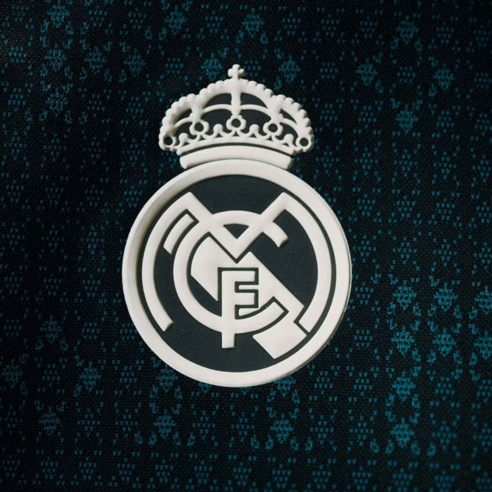 Real Madrid Home Player Edition 26-27