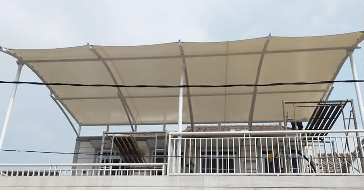 Desain Konstruksi Kanopi Membrane Modern Megah untuk Fasilitas Bangunan Komersial oleh CV Sumber Kanopi