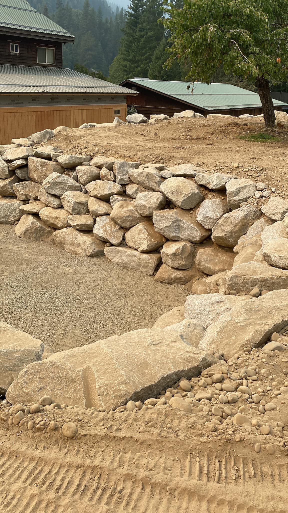 Boulder Retaining Walls — image 13
