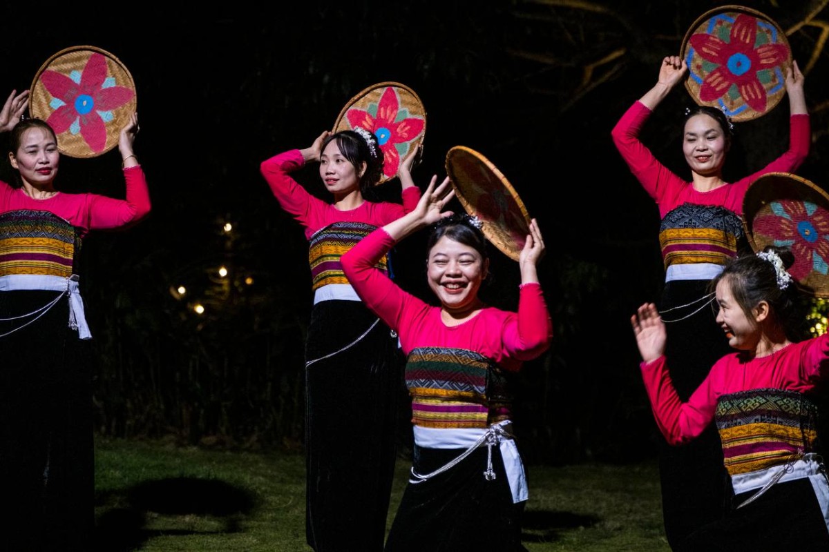 Traditional Thai dance performance at Avana Retreat