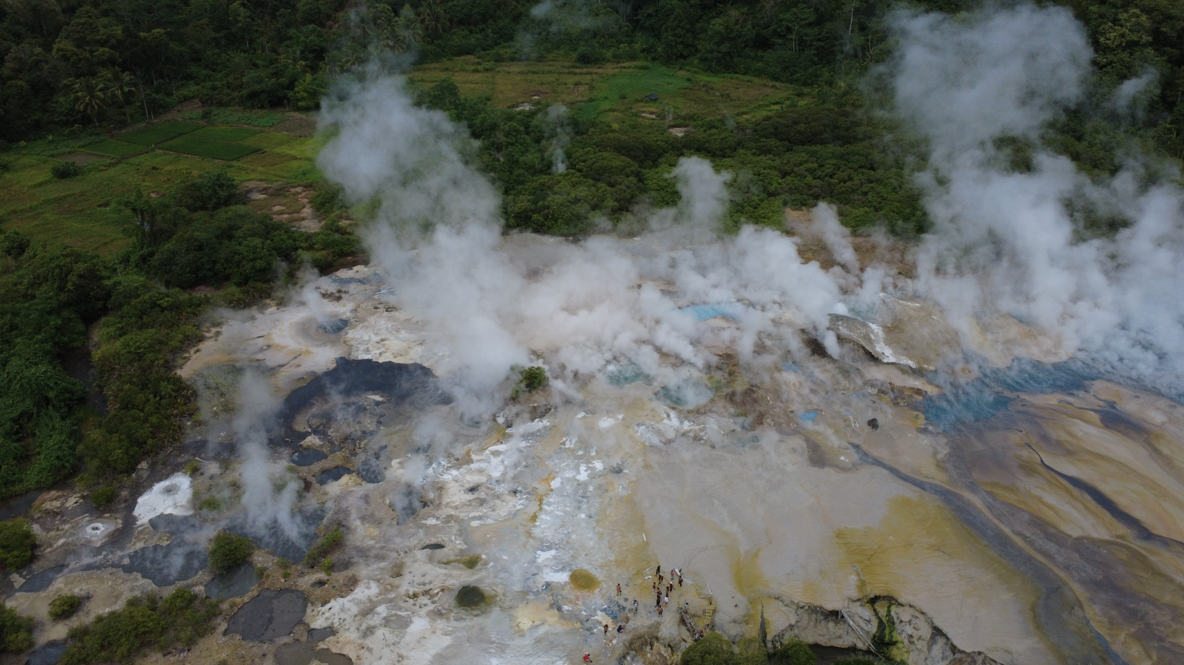 Cara Paling Efektif Melupakan Mantan - Jalan jalan ke Kawah desa Suka Marga Suoh Lampung Barat