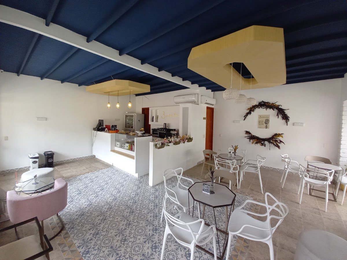 Budhana coffee & Lounge