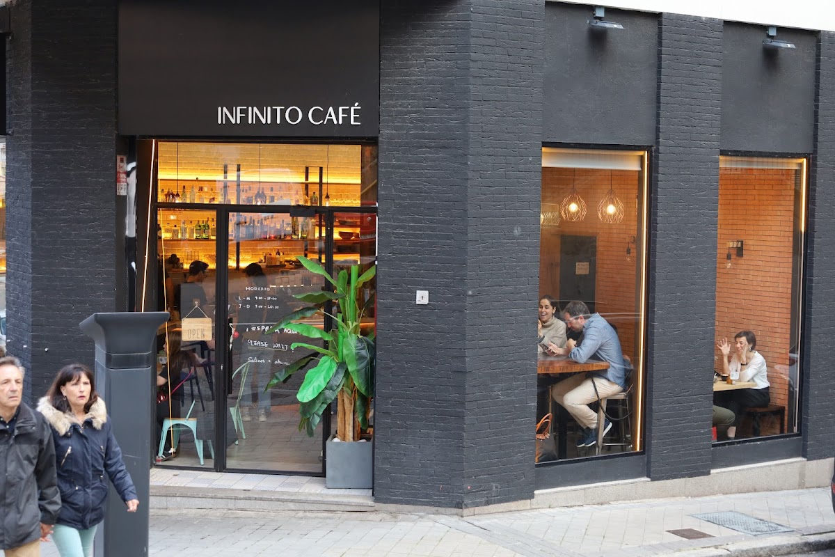 Infinito Specialty Coffee & Brunch Bistro 1