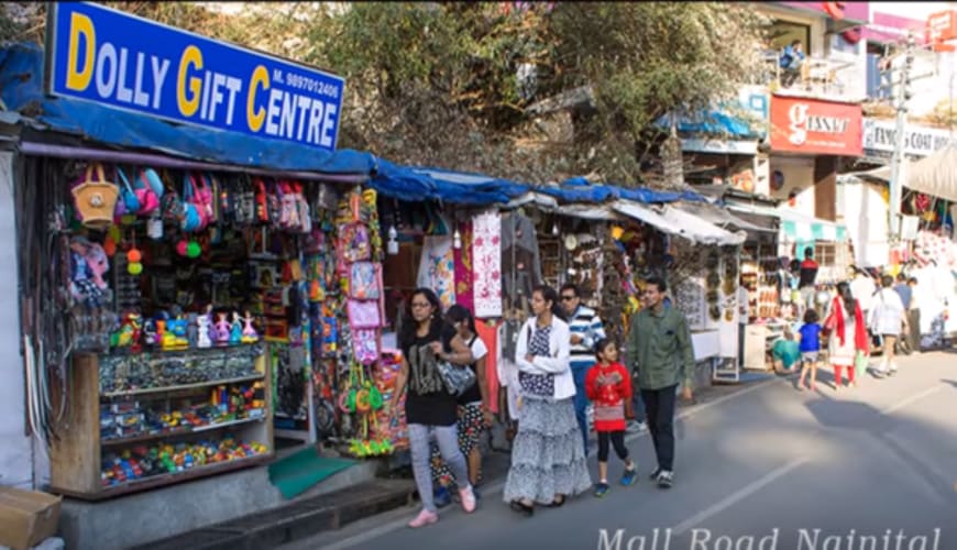 Mall Road Nainital tour by tempo traveller 5