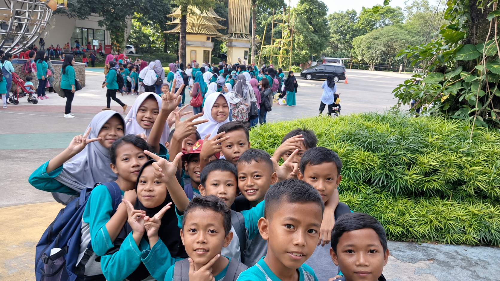 study tour sd ke jungle land