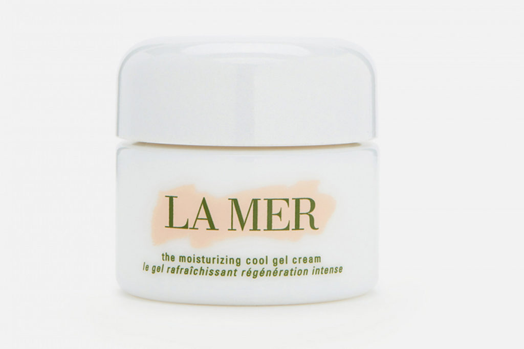 Увлажняющий успокаивающий гель-крем La Mer The Moisturizing Cool Gel Cream придает коже приятное ощущение свежести. 11 070 р.