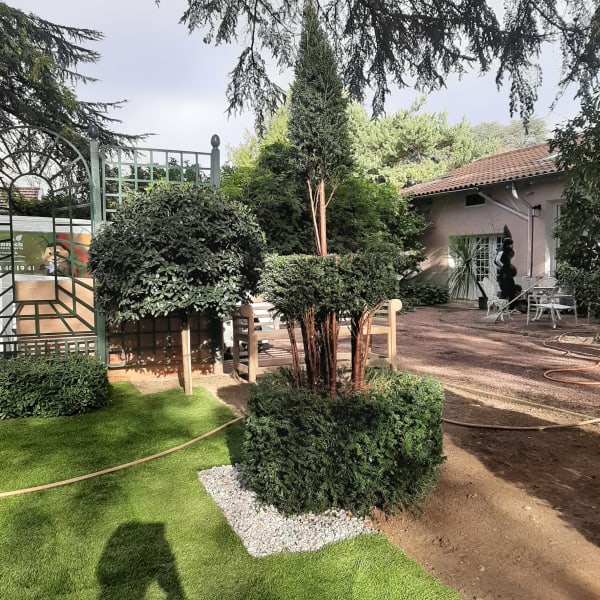 Plantation arbres arbustes Lyon