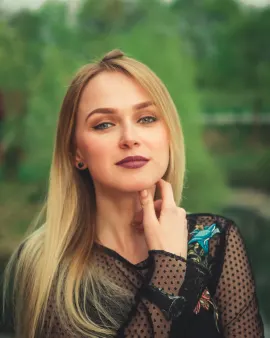 Sofia Adkins portrait