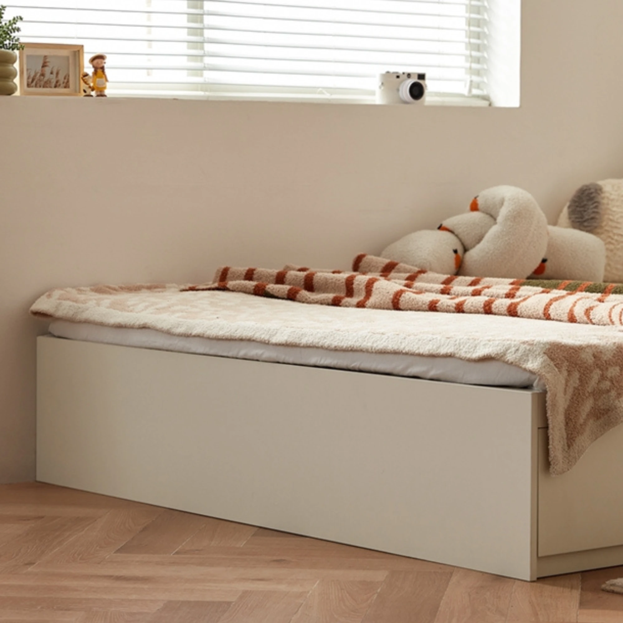 Linspire Lattice Global Queen Bed Frame with Drawers