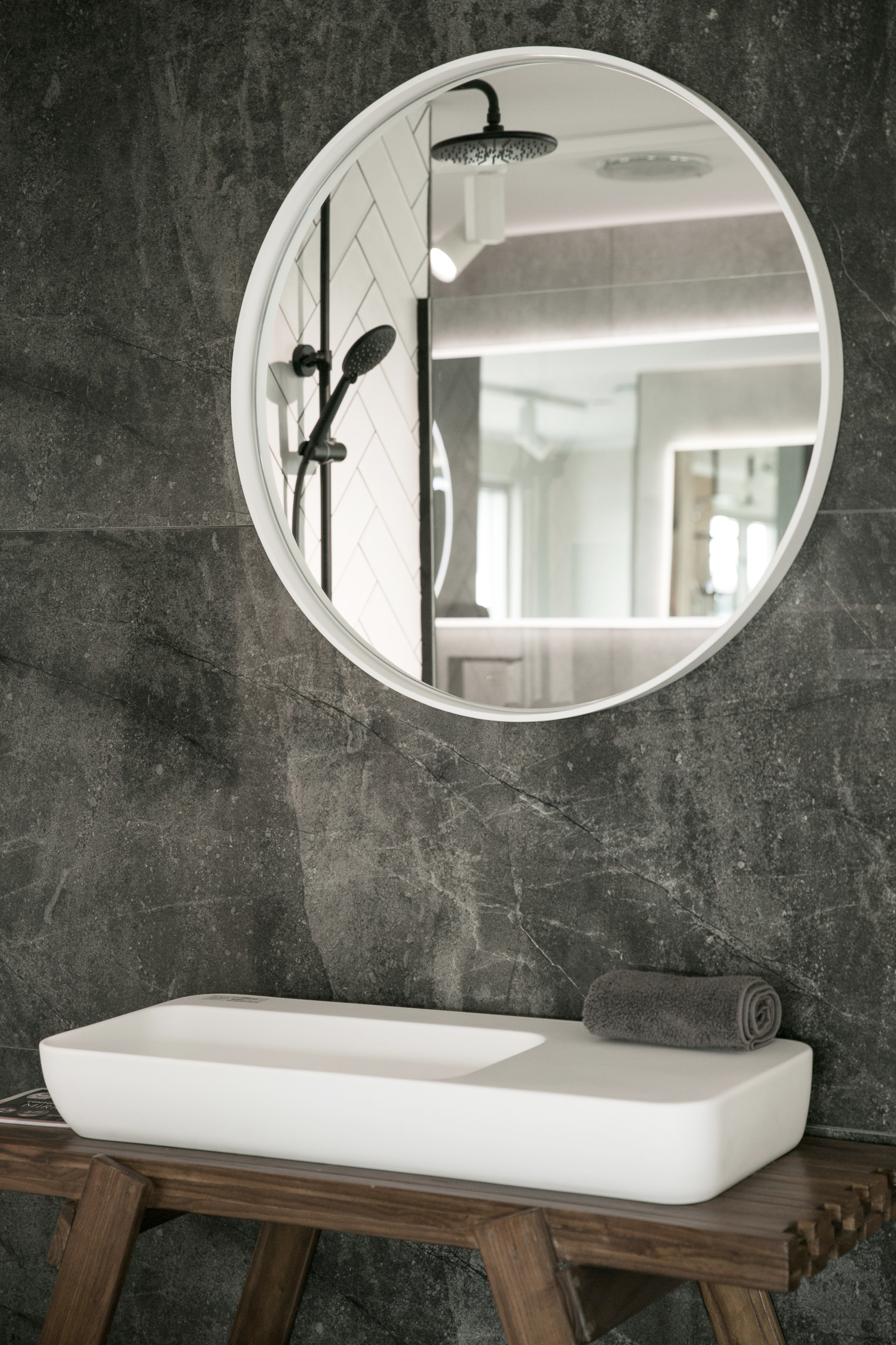 Aruvo Cstone Round Composite Stone Bathroom Mirror White 85cm