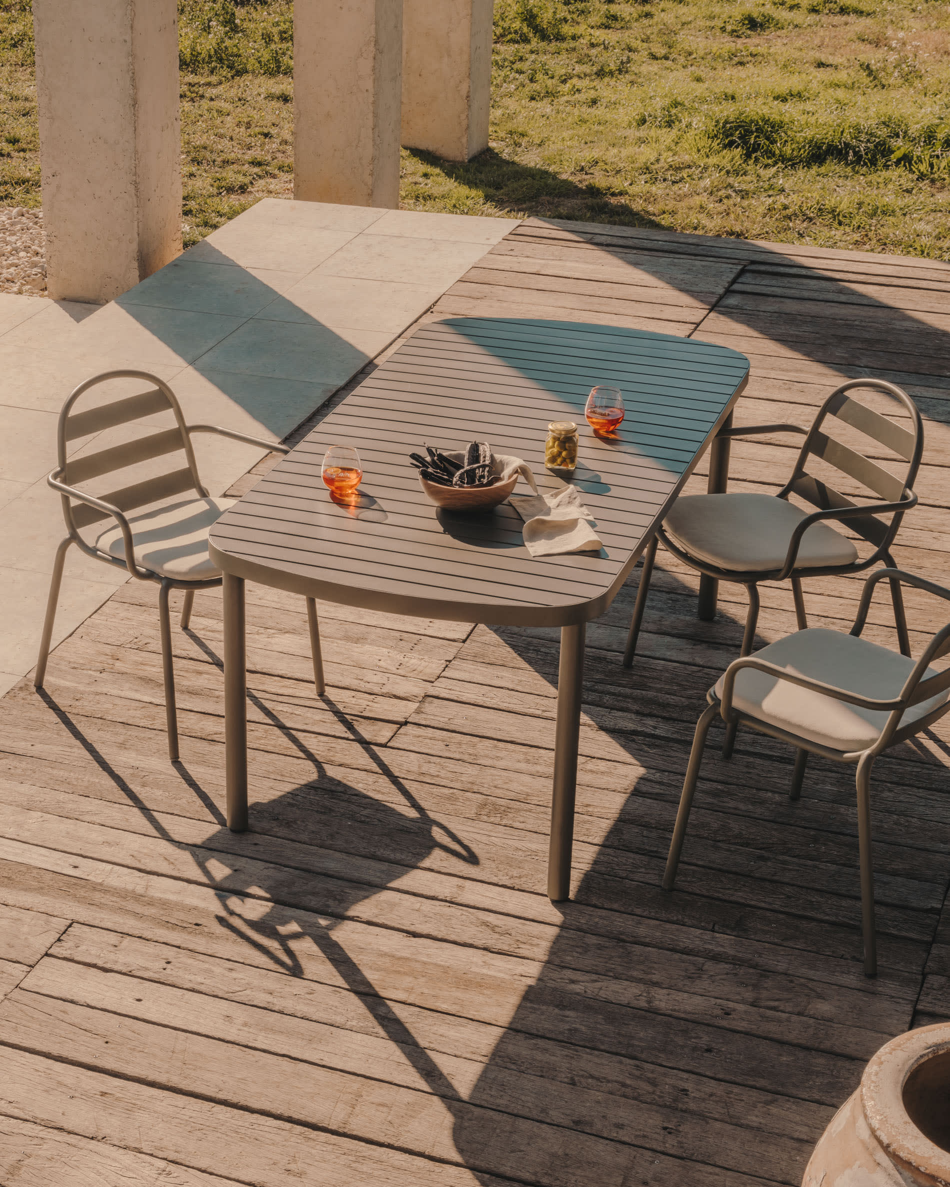 Kave Home Joncols Dining Table
