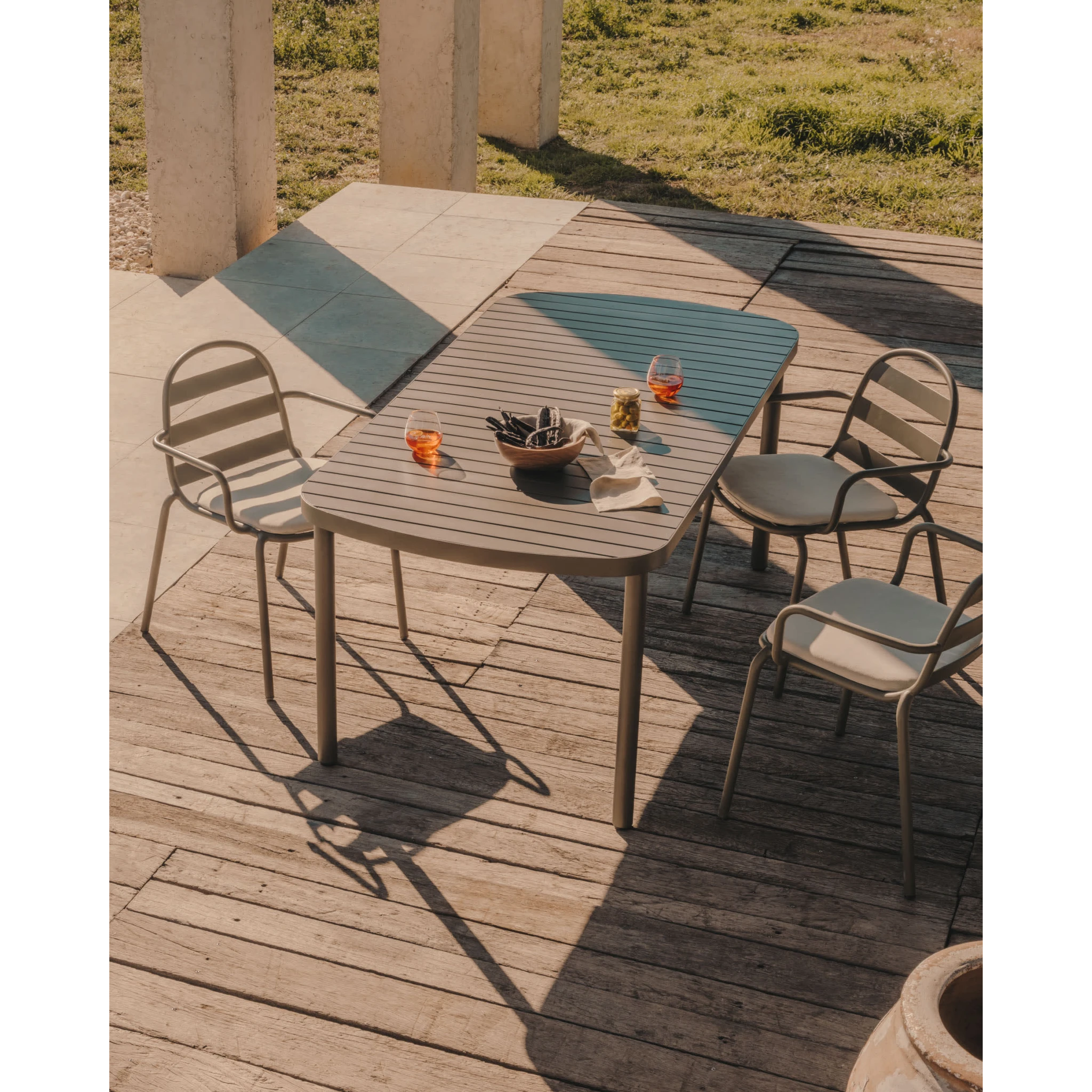 Kave Home Joncols Dining Table
