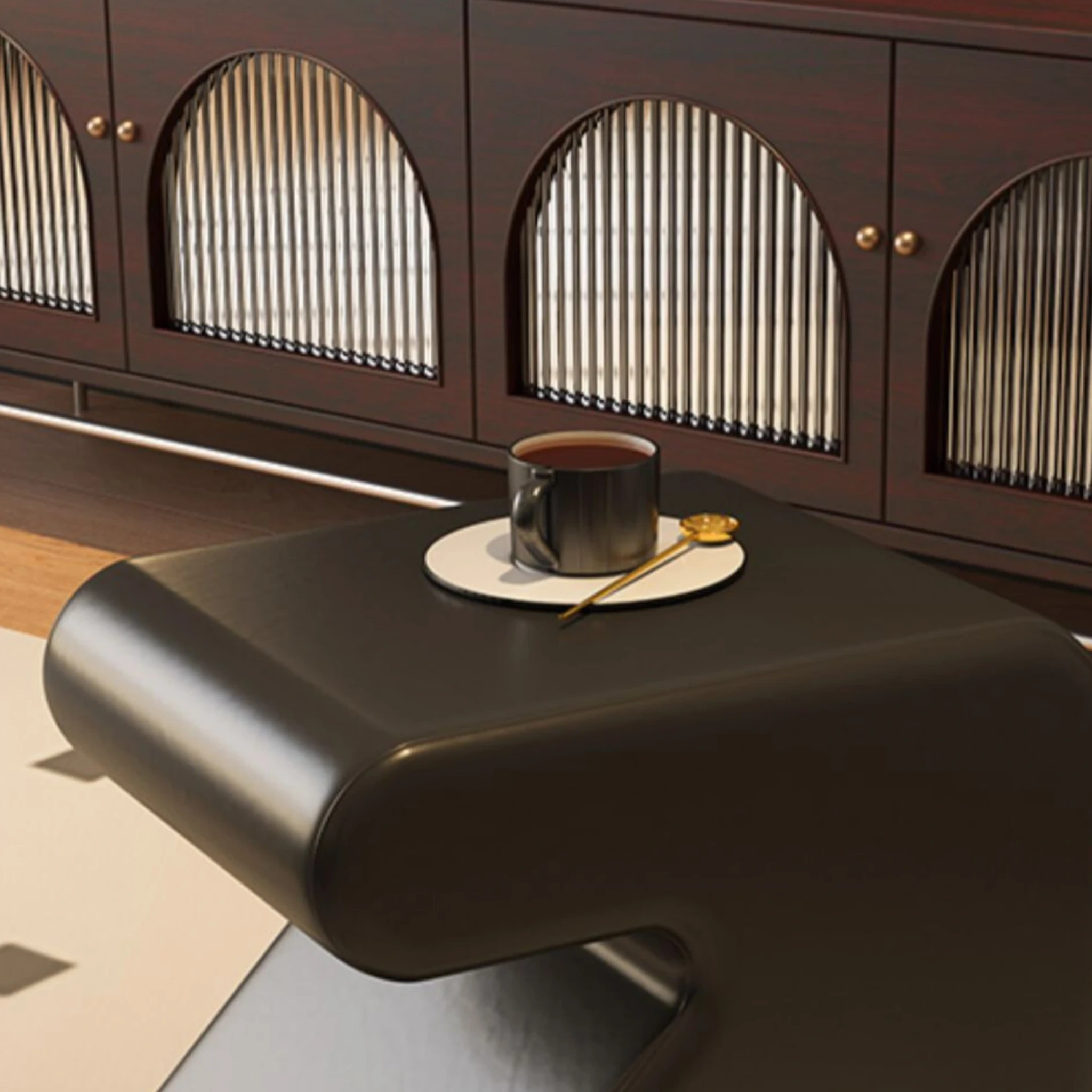MODE Pivot Arrow Stool