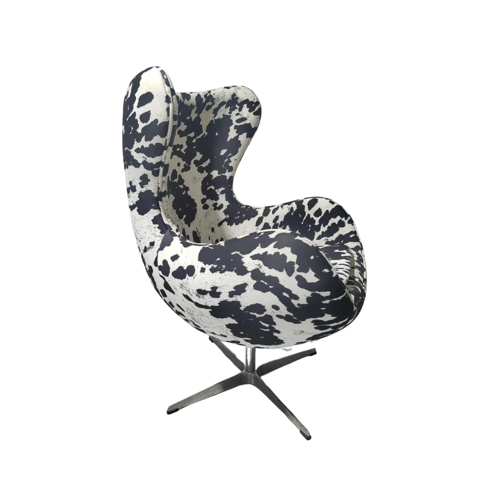 MODE Arne Jacobsen Egg Cowhide Chair Replica