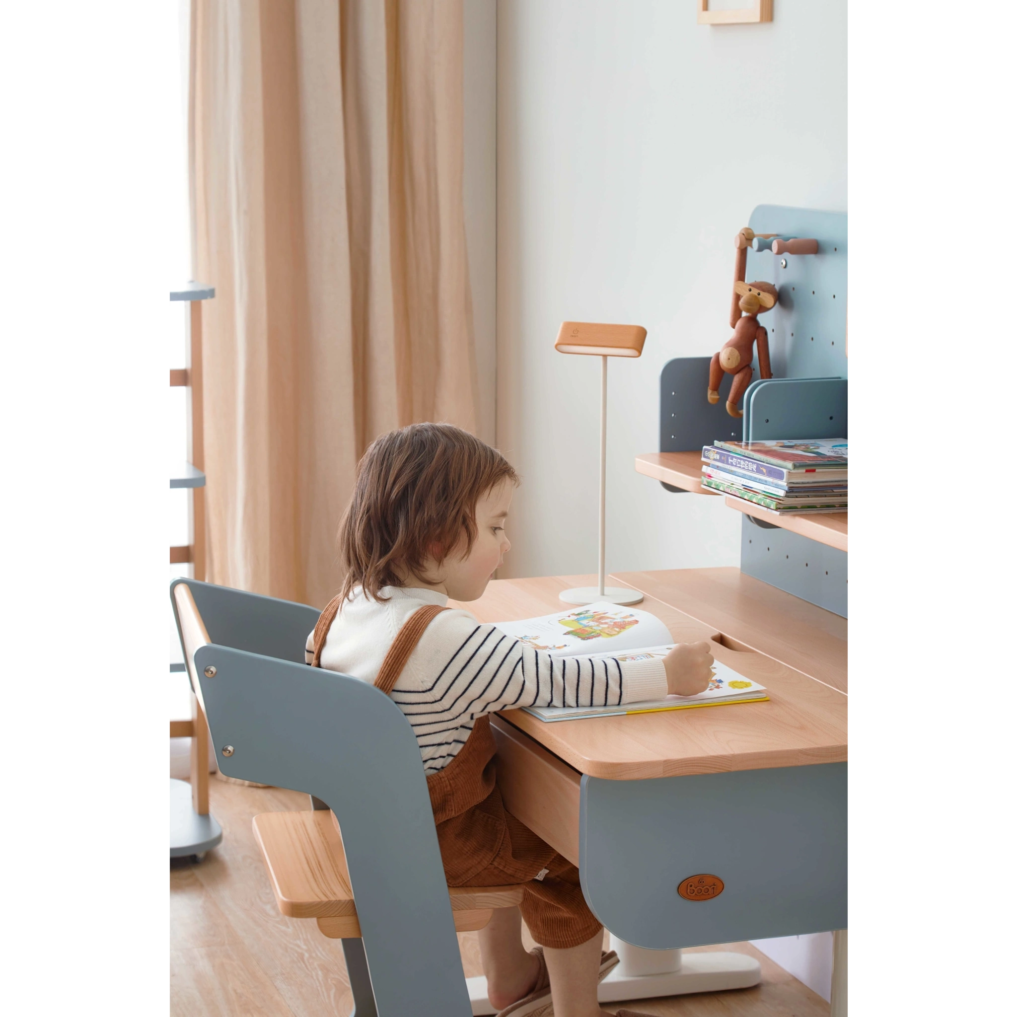 Boori Ergonomic Kids Desk (100cm) With Pegboard Hutch Package, Blueberry