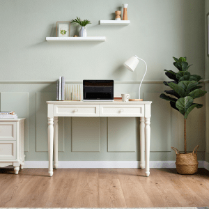 Linspire Wesley Desk