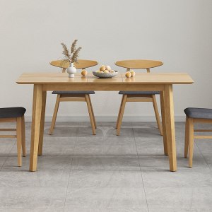 Loft Hansan Extendable Dining Table with 4 chairs, Light Wood