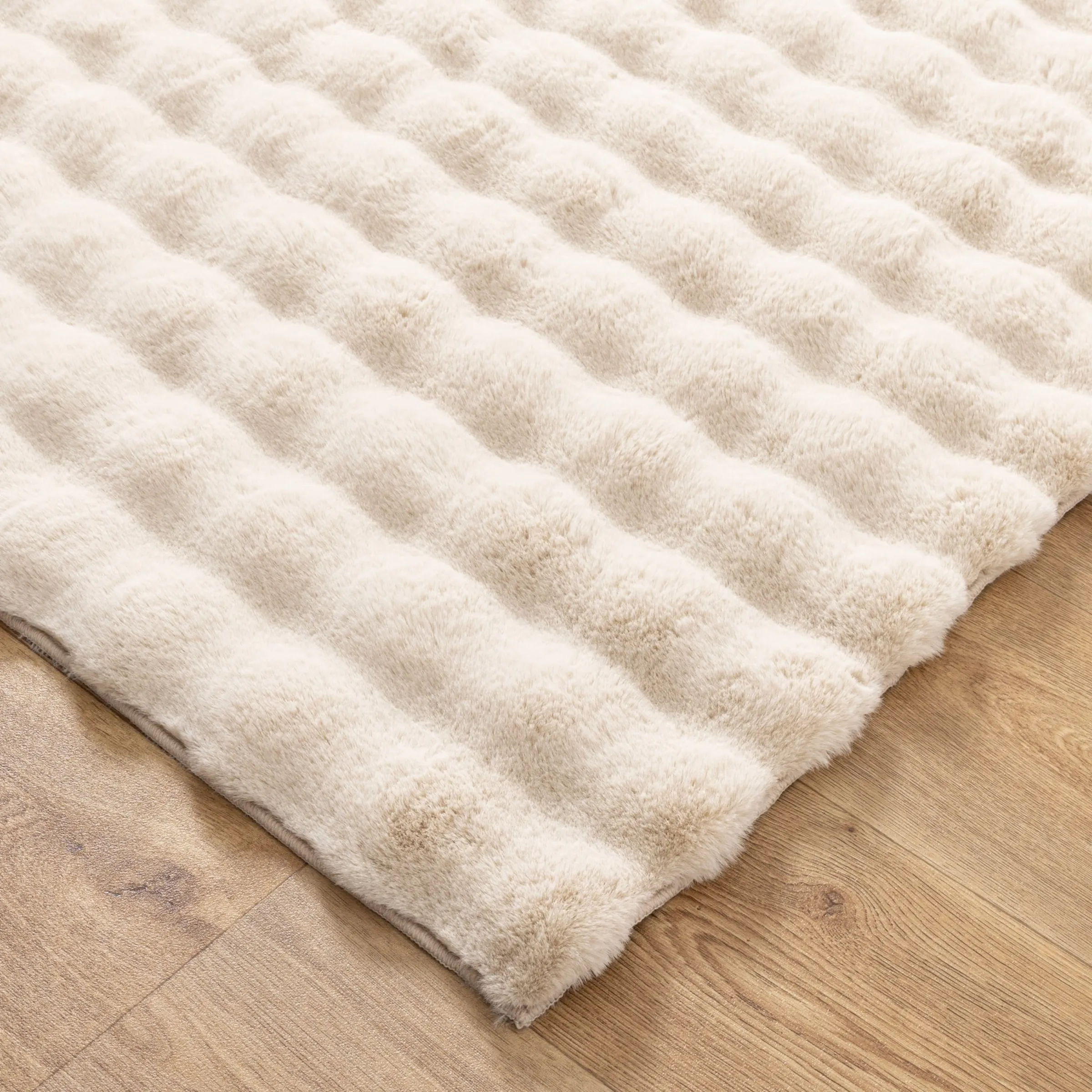 DreamWeaver Essence Machine Washable Rug, Beige, 150x220cm