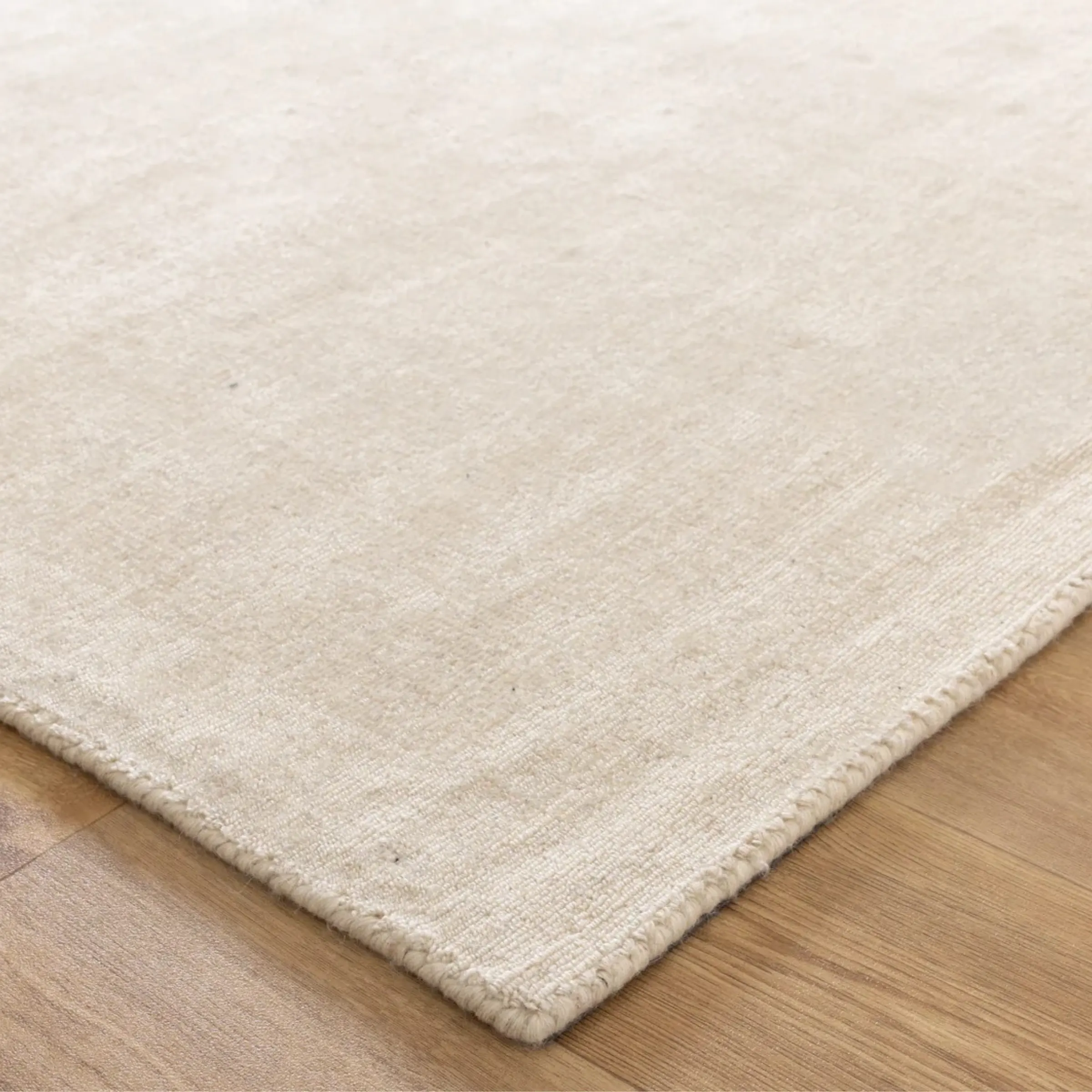 DreamWeaver Arizona Hand Tufted Wool Rug, Natural, 160x230cm