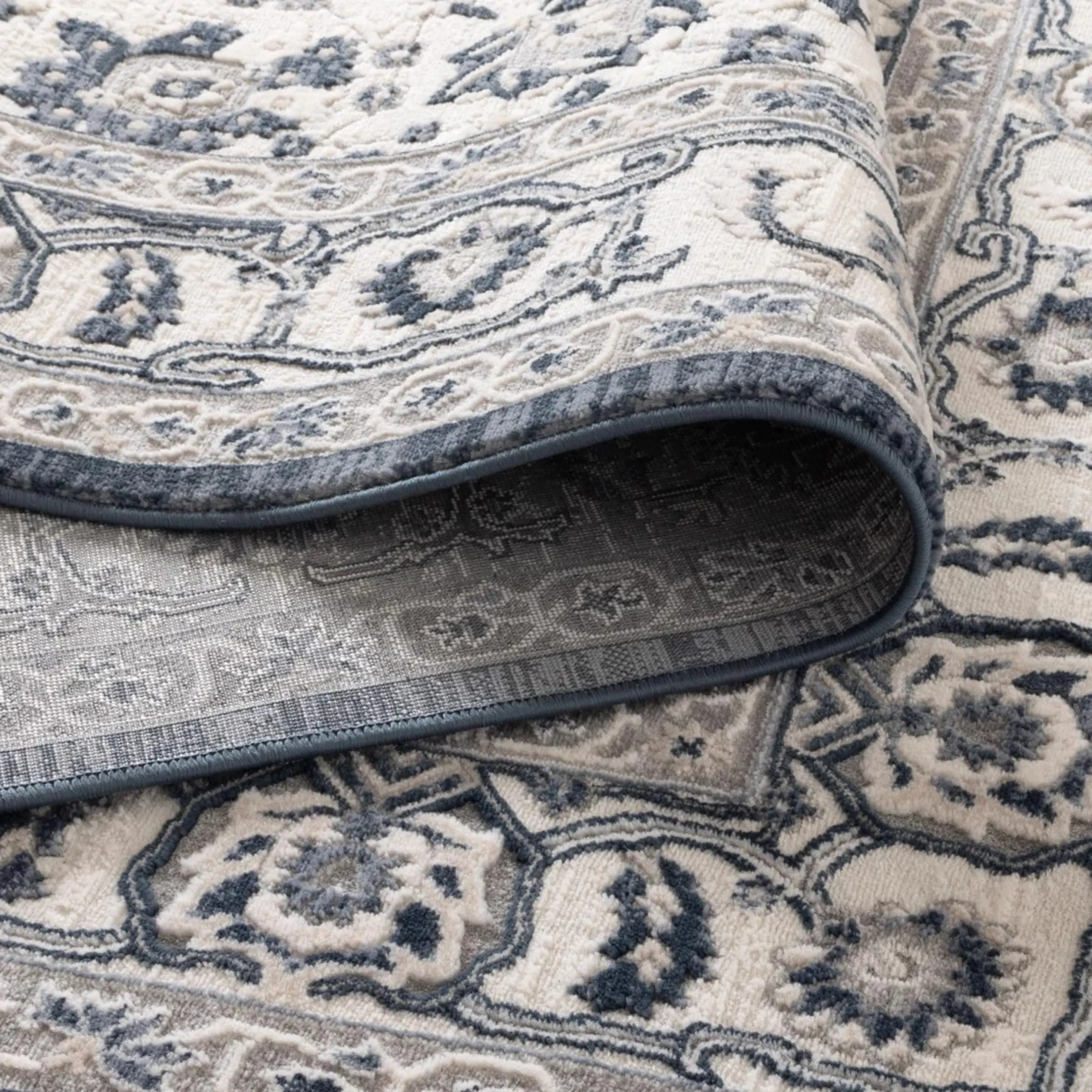 DreamWeaver Maya Floral Traditional Rug, Blue, 160x230cm